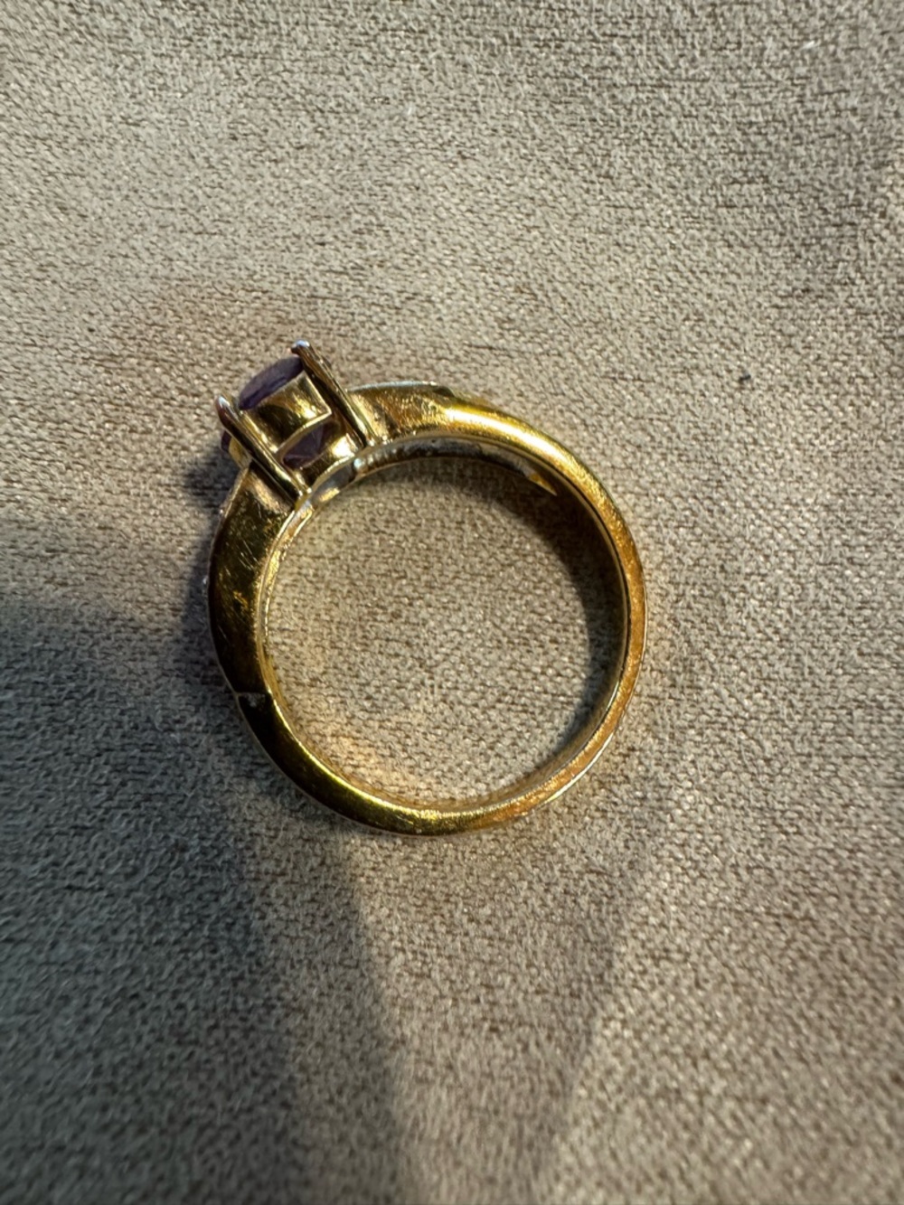 Purple Stone Cocktail Ring Gold Tone Statement Ring Size 8 - Picture 5 of 6